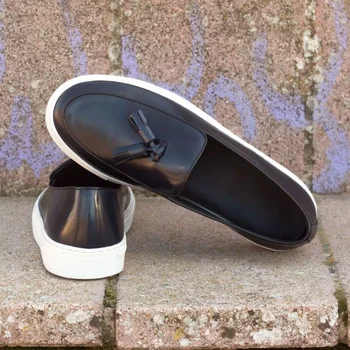 Нови черни мъжки обувки Vulcanize сиви маратонки пискюли случайни мъжки обувки приплъзване ръчно изработени размер 38-47